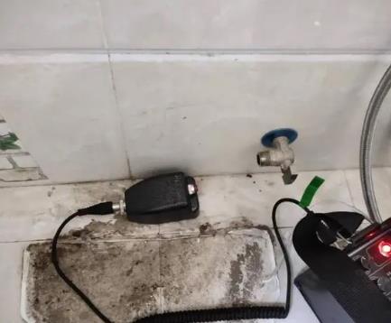 宁波市屋顶漏水维修公司分享下卫生间漏水的危害及解决方法